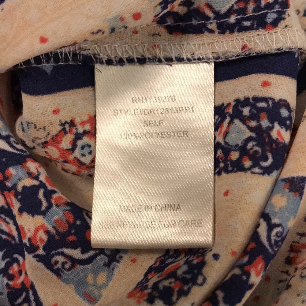Bohemian Print V-Neck Pullover Top - Picture 12 of 12